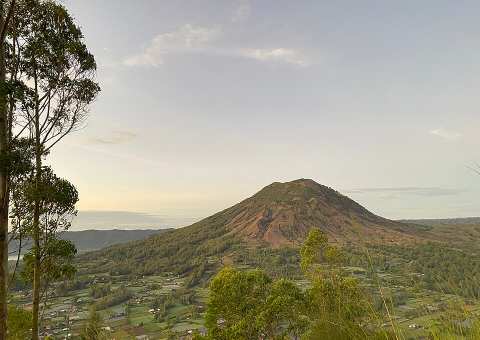 Kintamani & Lake Batur — Panoramic views of Bali's youngest active volcano